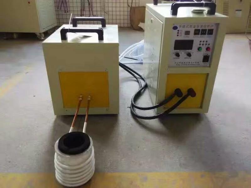 中頻感應(yīng)加熱爐結(jié)構(gòu)