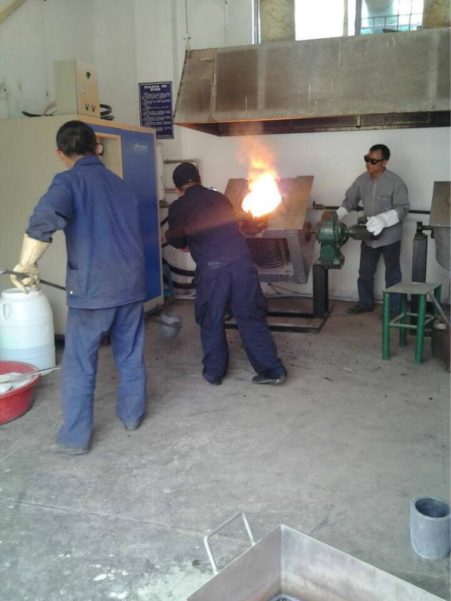 郴州銀業公司（煉銀）